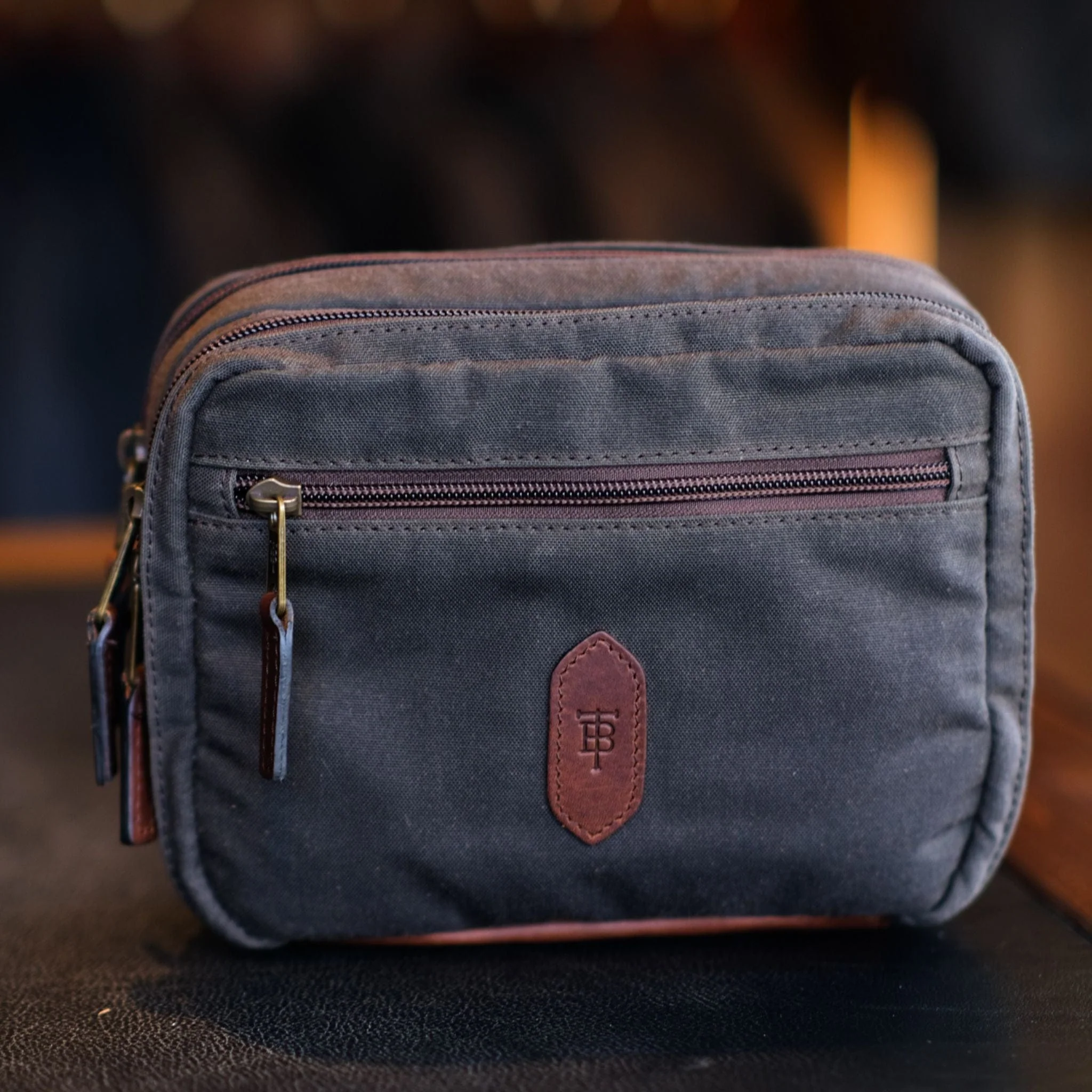 Canvas Hanging Toiletry Bag - Image 9