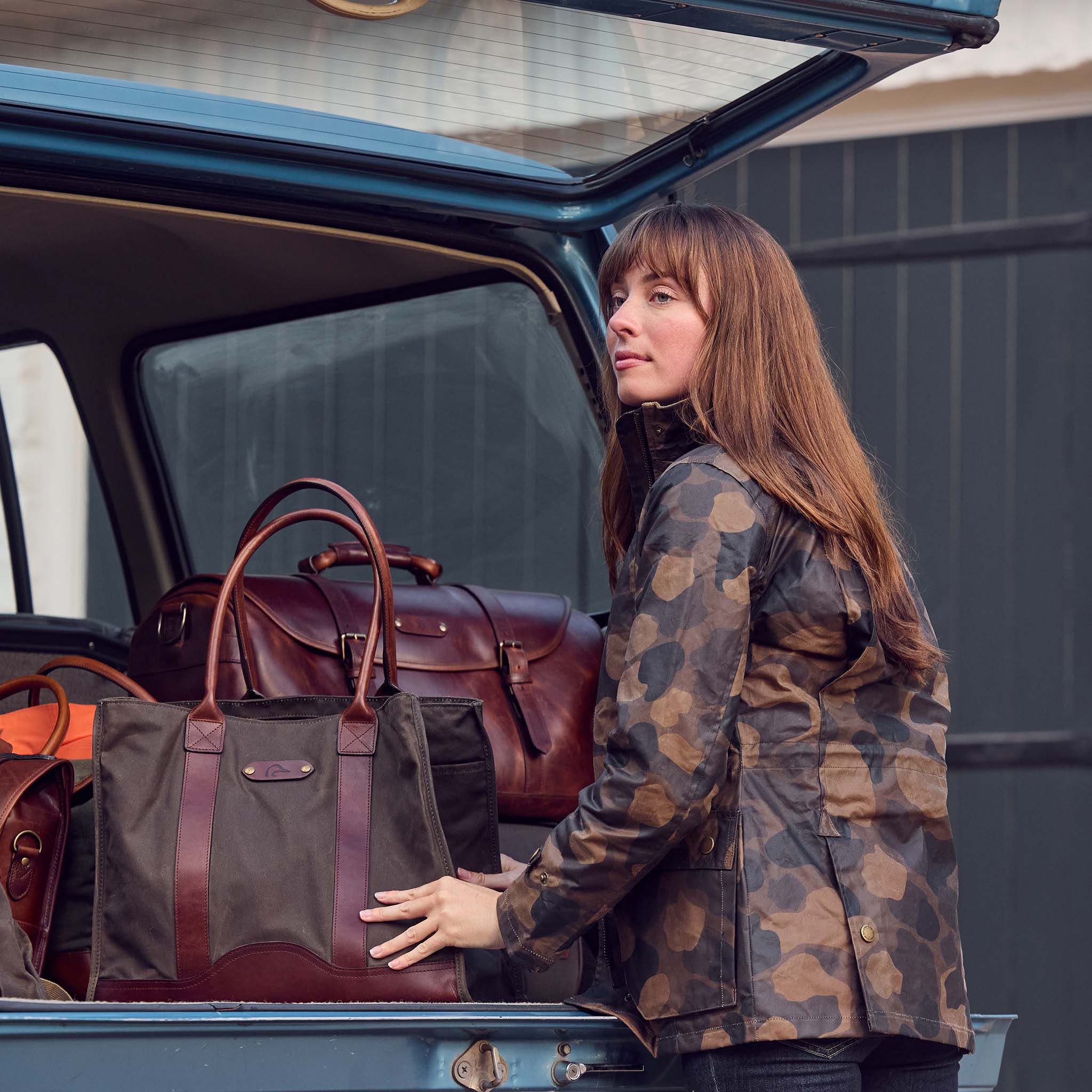 DU Canvas Carryall - Image 2